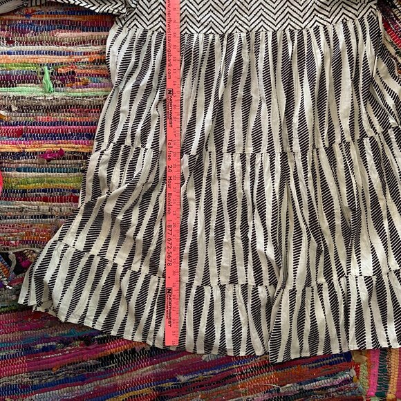 Charlie Paige Black and White Chevron Dress w/hot pink Pom Poms Boho Avant Garde - Picture 10 of 10